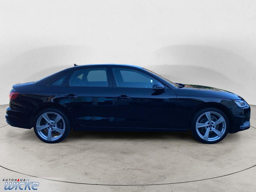 Audi A4 2023