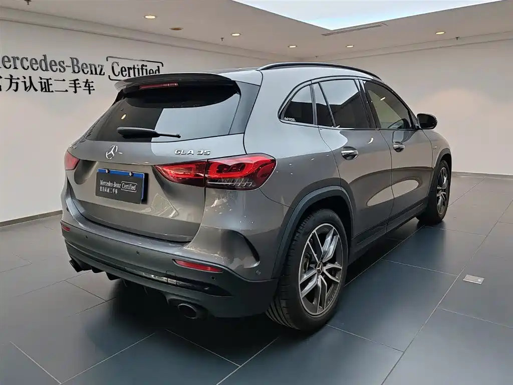 Mercedes-Benz GLA AMG 2023