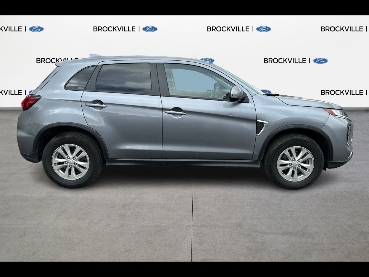 Mitsubishi RVR 2023