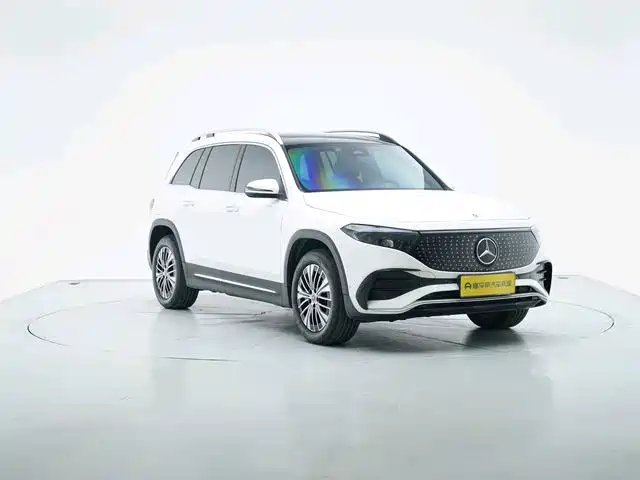 Mercedes-Benz EQB 2026