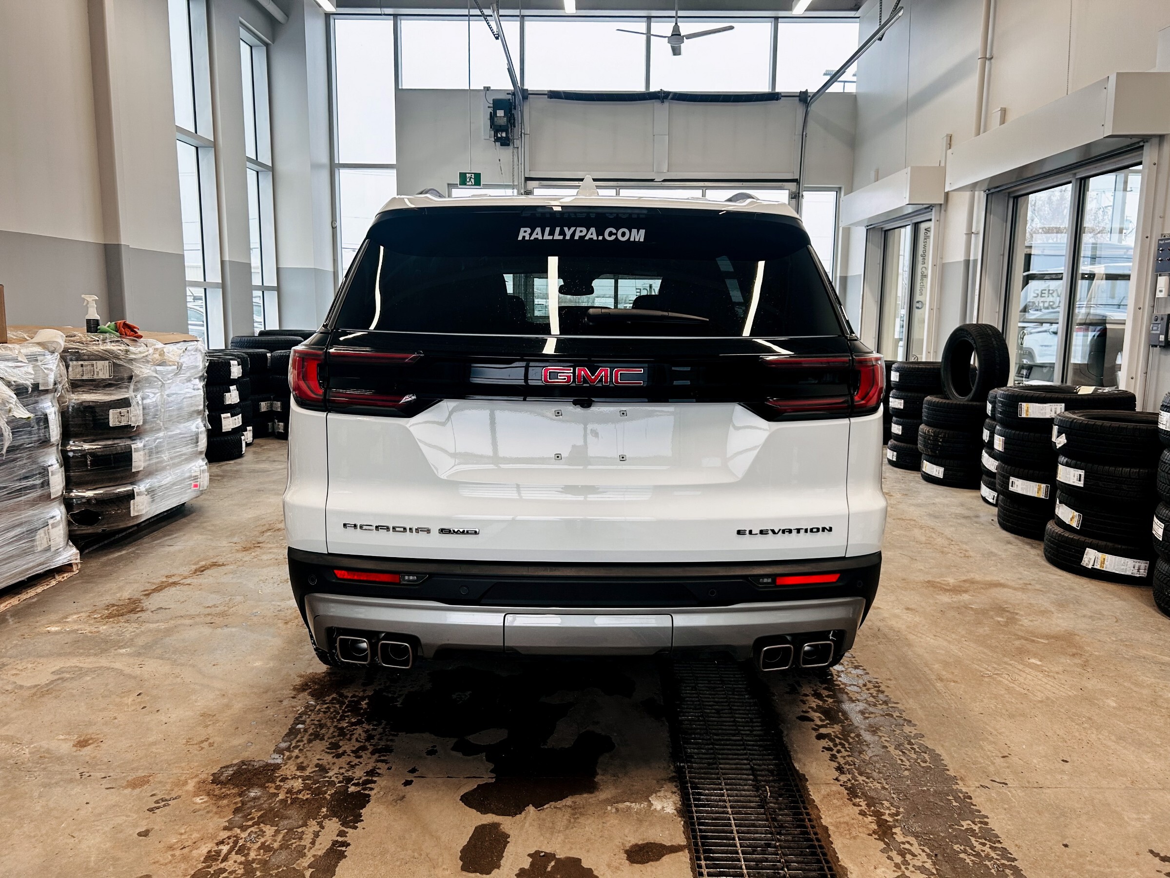 GMC Acadia 2024