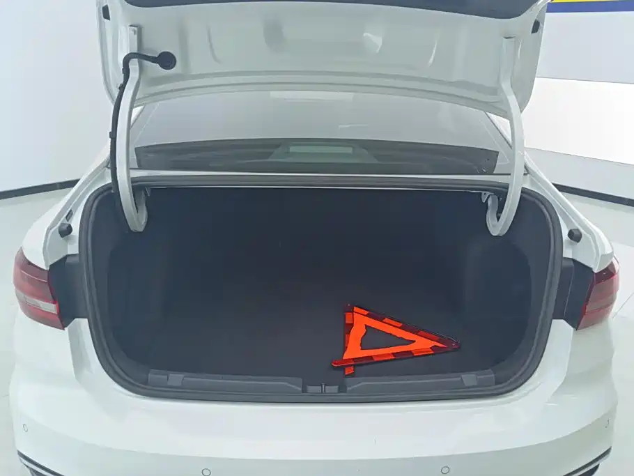 Volkswagen Lavida 2024