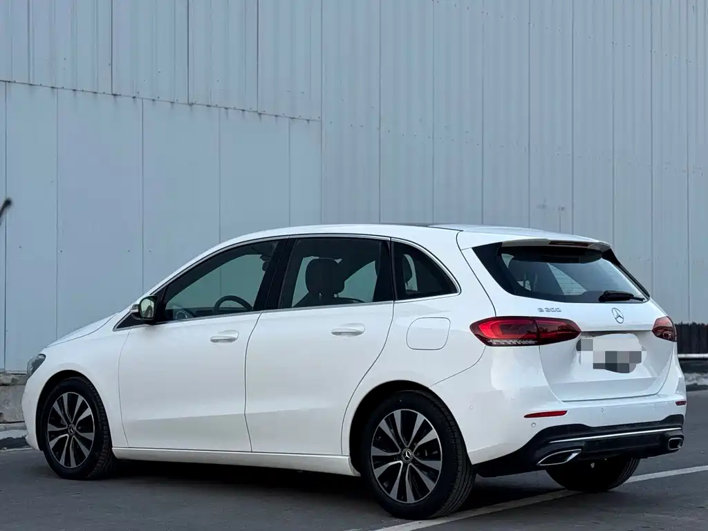 Mercedes-Benz B-Класс 2022