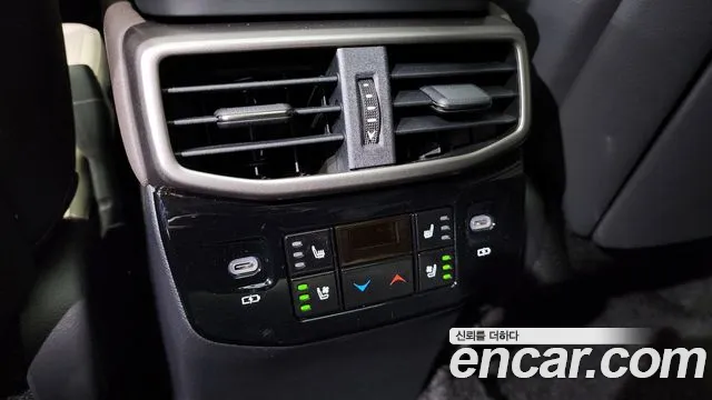 Lexus RX 2023
