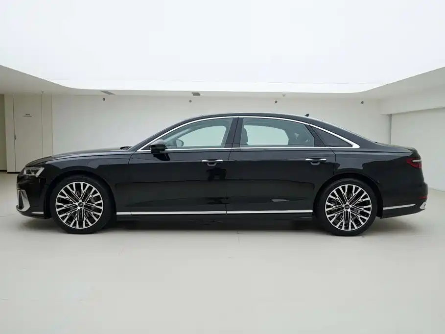 Audi A8 2023