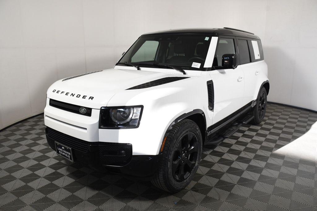 Land Rover Defender 2024