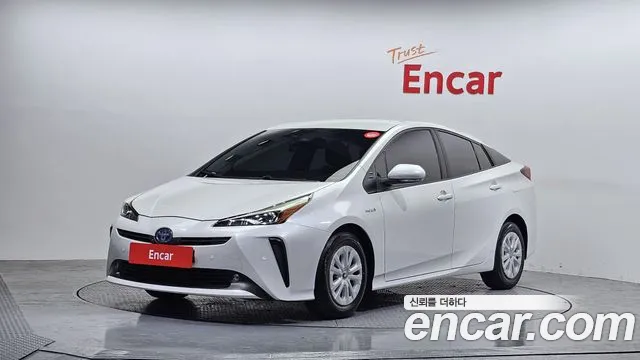 Toyota Prius 2021