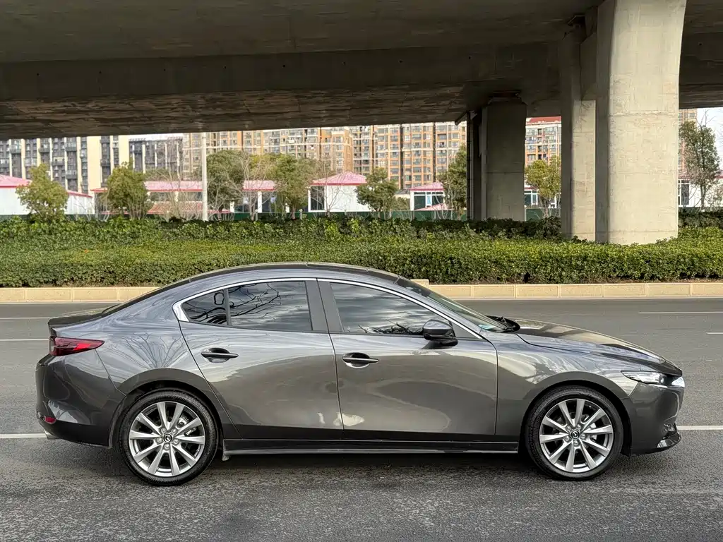 Mazda 3 2024