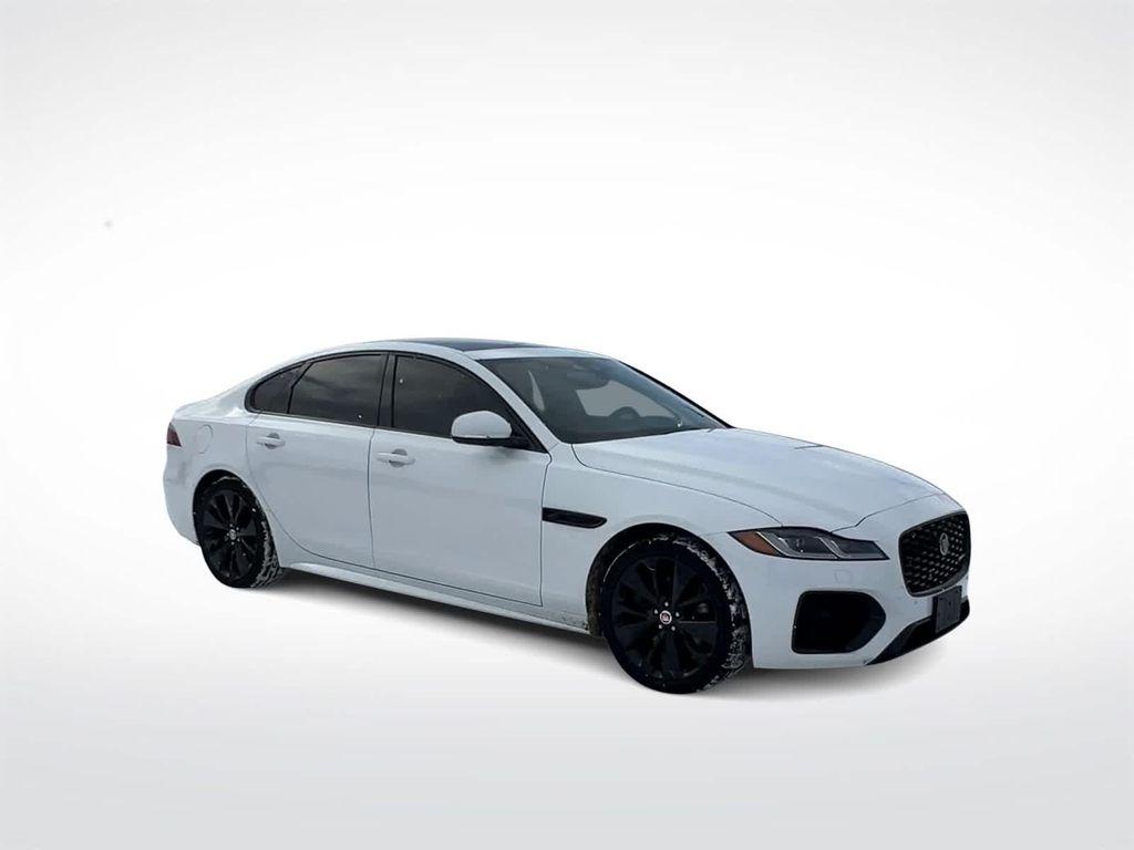 Jaguar XF 2022