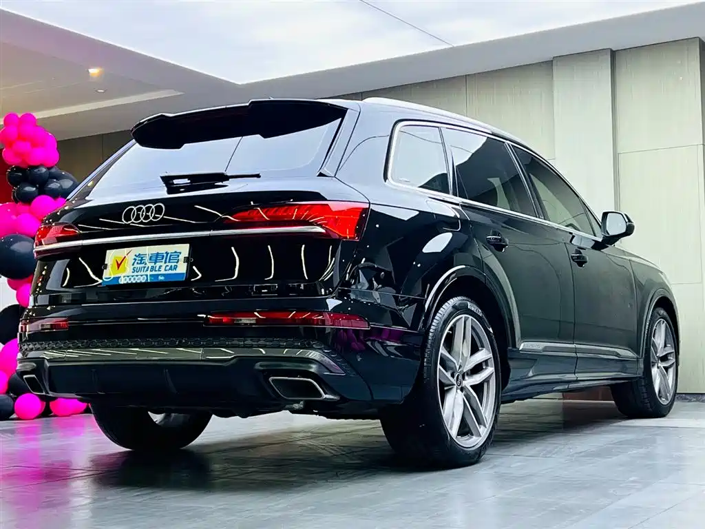 Audi Q7 2024