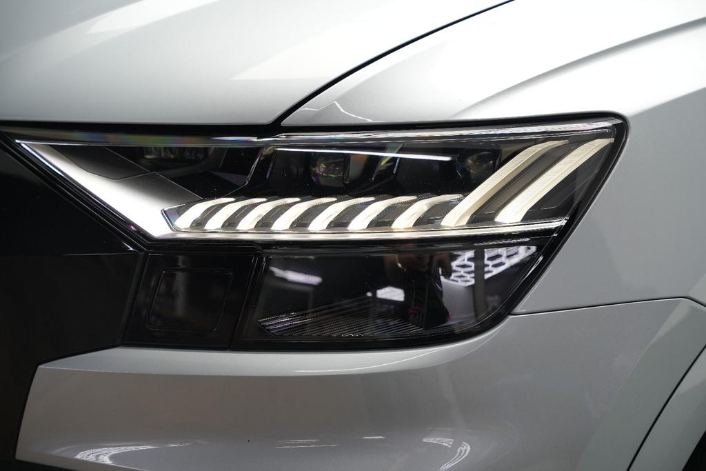 Audi SQ8 2023