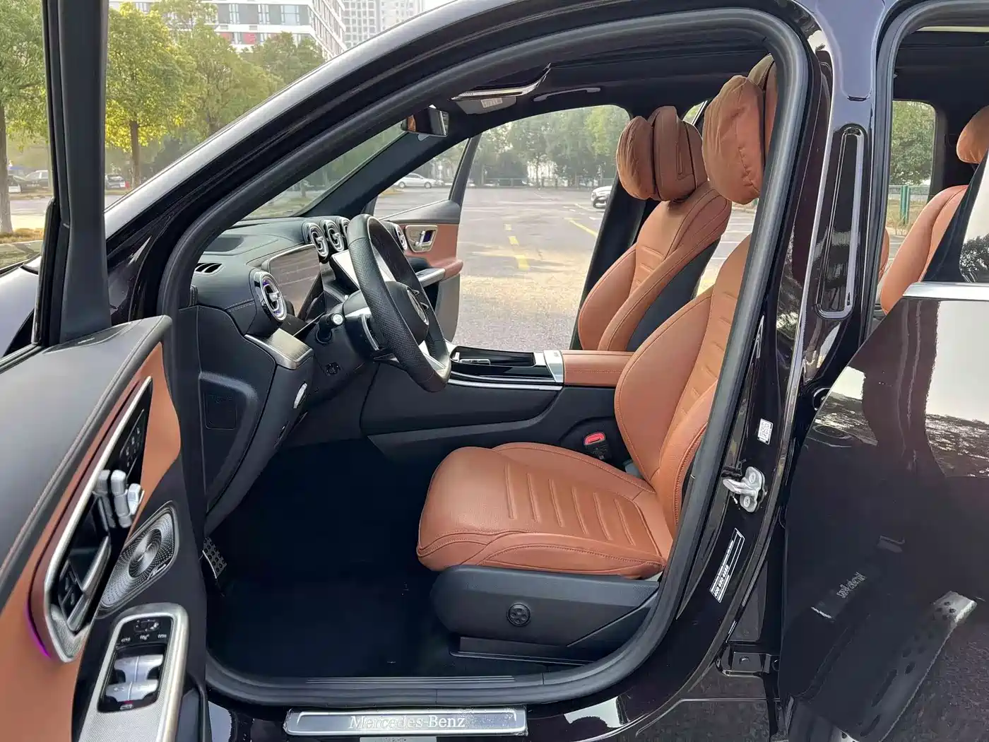 Mercedes-Benz GLC 2023