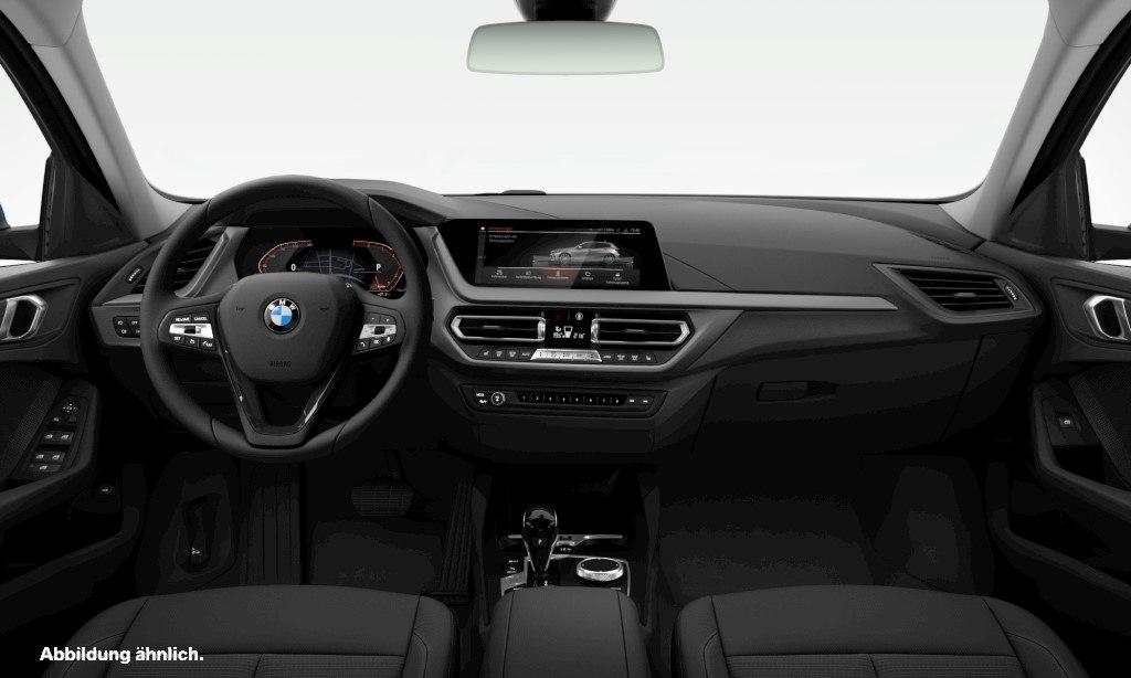 BMW 118 2022