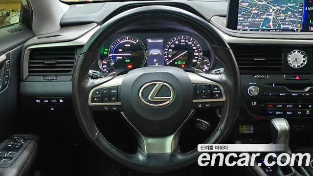 Lexus RX 2021