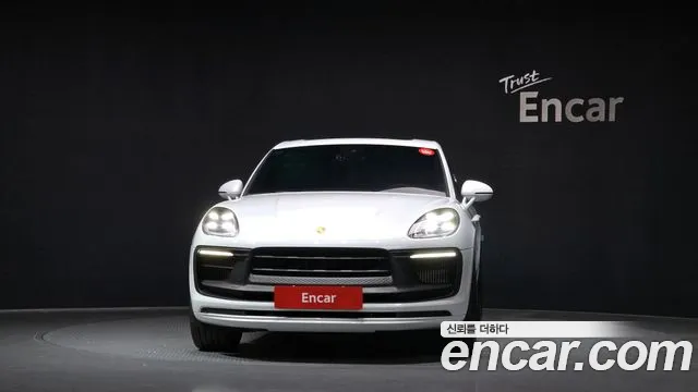 Porsche Macan 2022