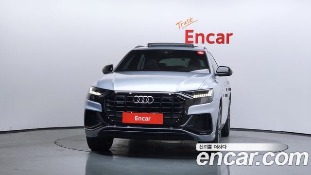 Audi Q8 2021