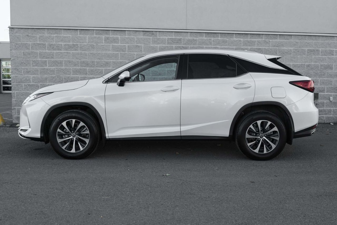 Lexus RX 2022