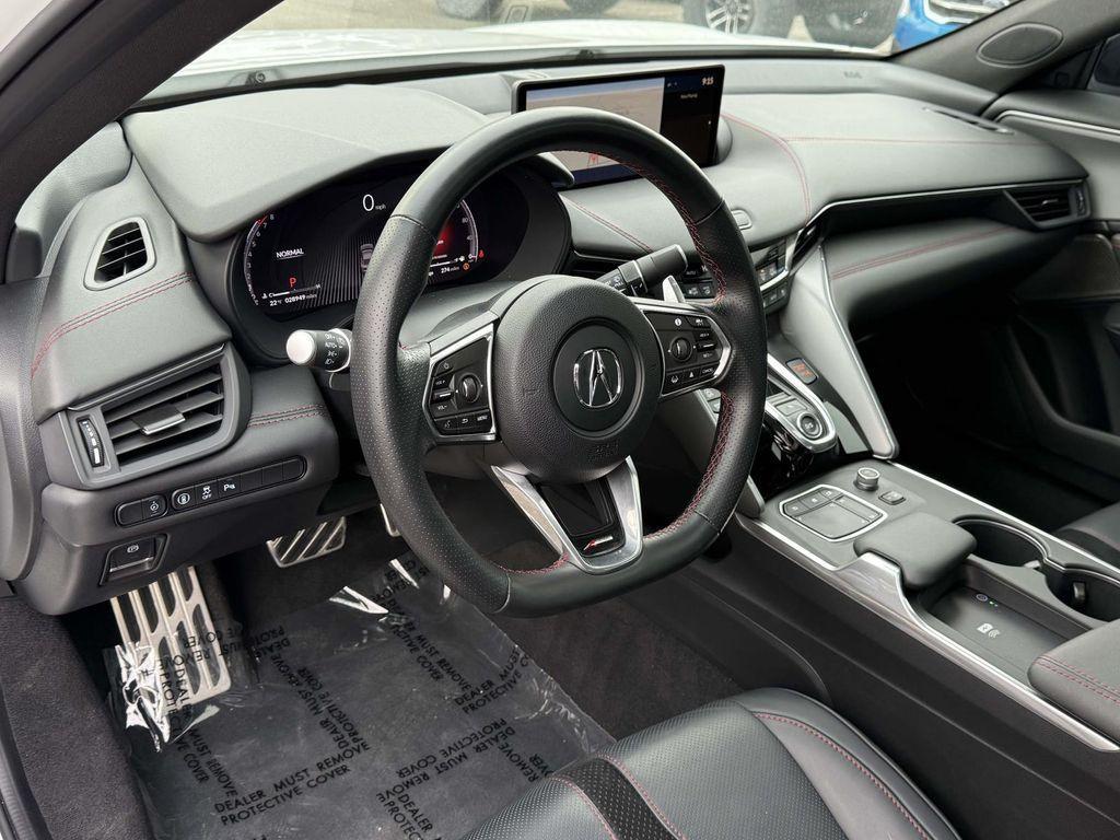Acura TLX 2025