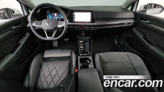 Volkswagen Golf 2024