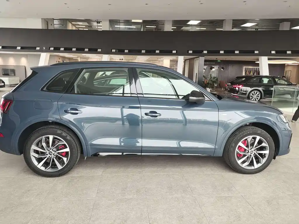 Audi Q5 2025