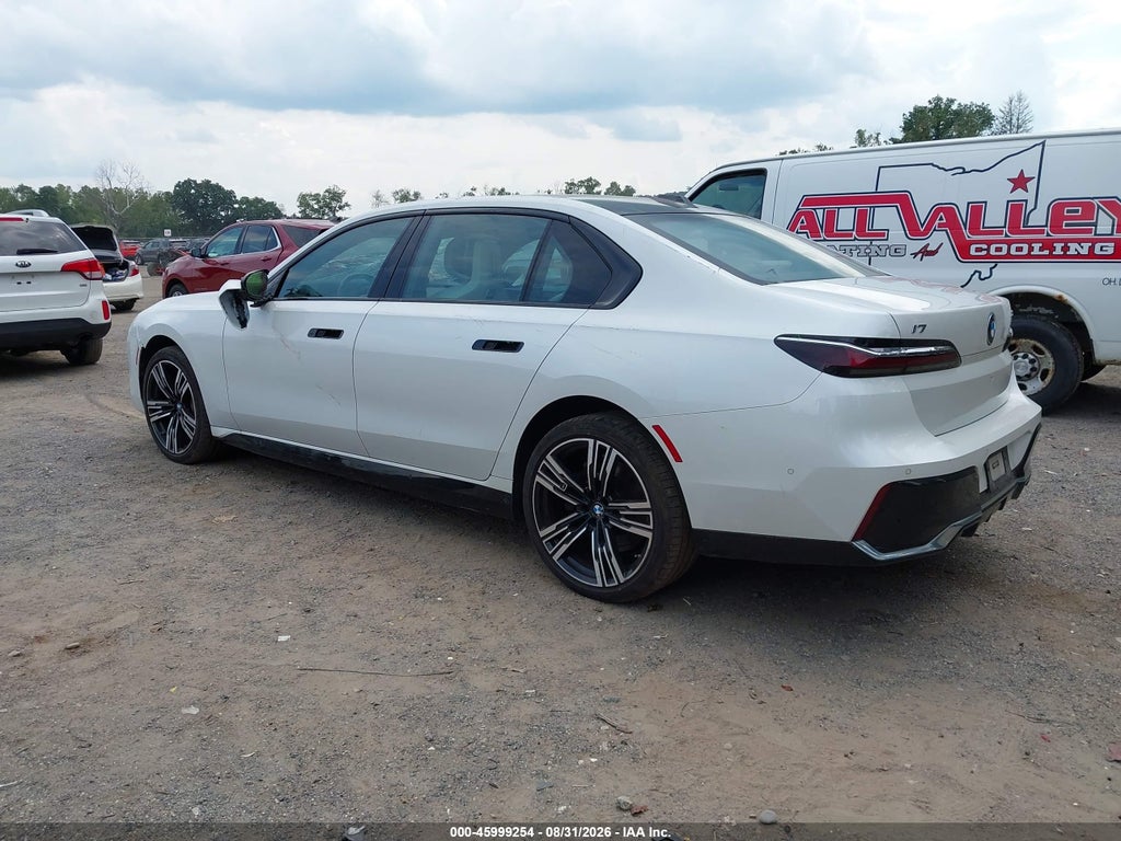 BMW i7 2023