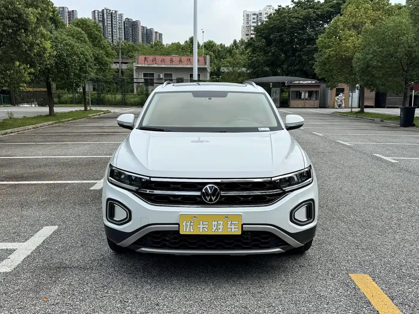 Volkswagen T-Roc 2023