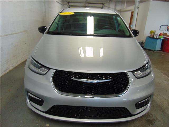 Chrysler Pacifica 2024
