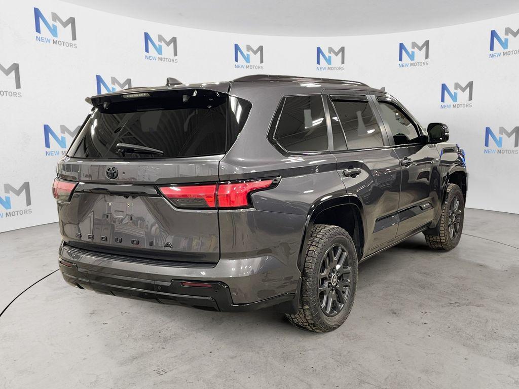 Toyota Sequoia 2024