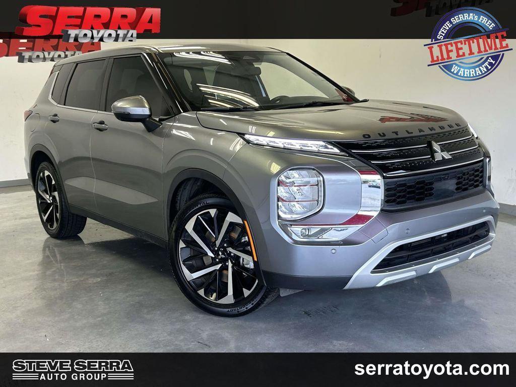 Mitsubishi Outlander 2023