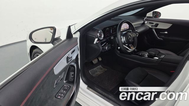 Mercedes-Benz CLA 2022