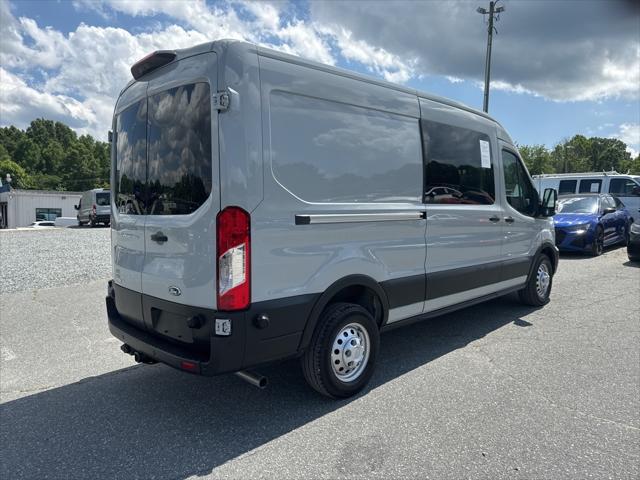 Ford Transit 2024