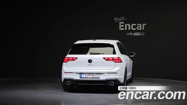 Volkswagen Golf 2024