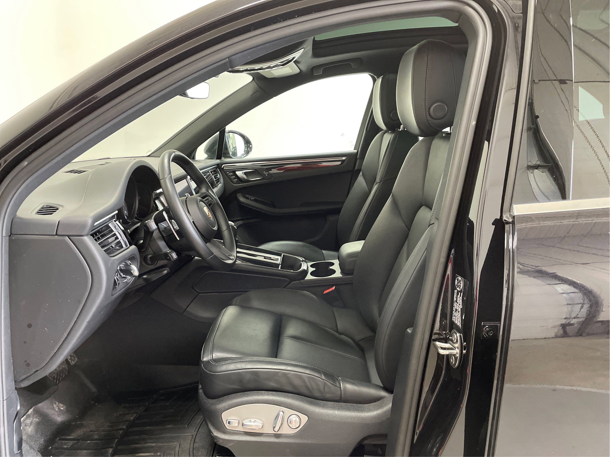 Porsche Macan 2024