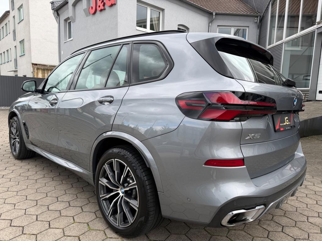 BMW X5 2023