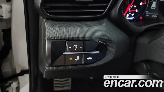 Hyundai Veloster 2021