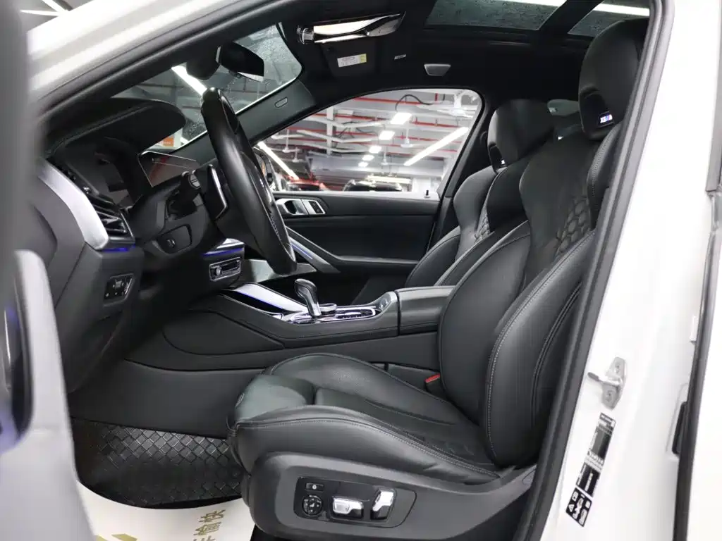 BMW X6 M 2022