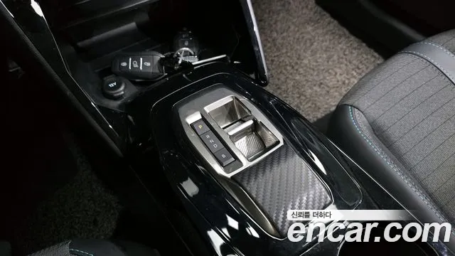 Peugeot 208 2022