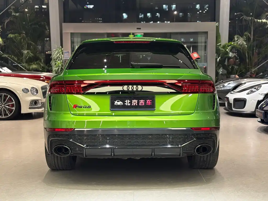 Audi RS Q8 2022