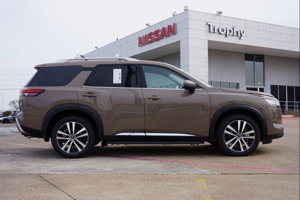 Nissan Pathfinder 2024