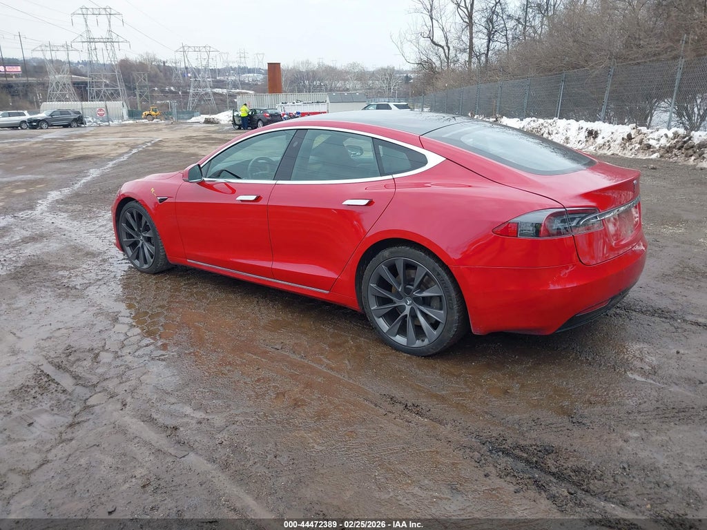 Tesla Model S 2021