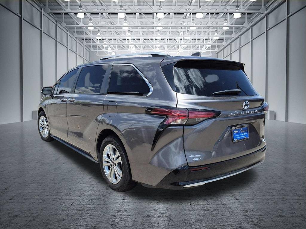 Toyota Sienna 2023