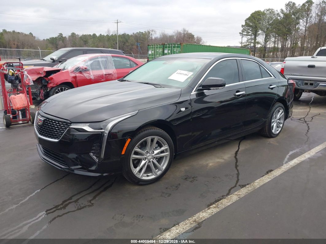Cadillac CT4 2026