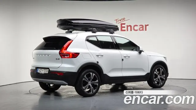 Volvo XC40 2022