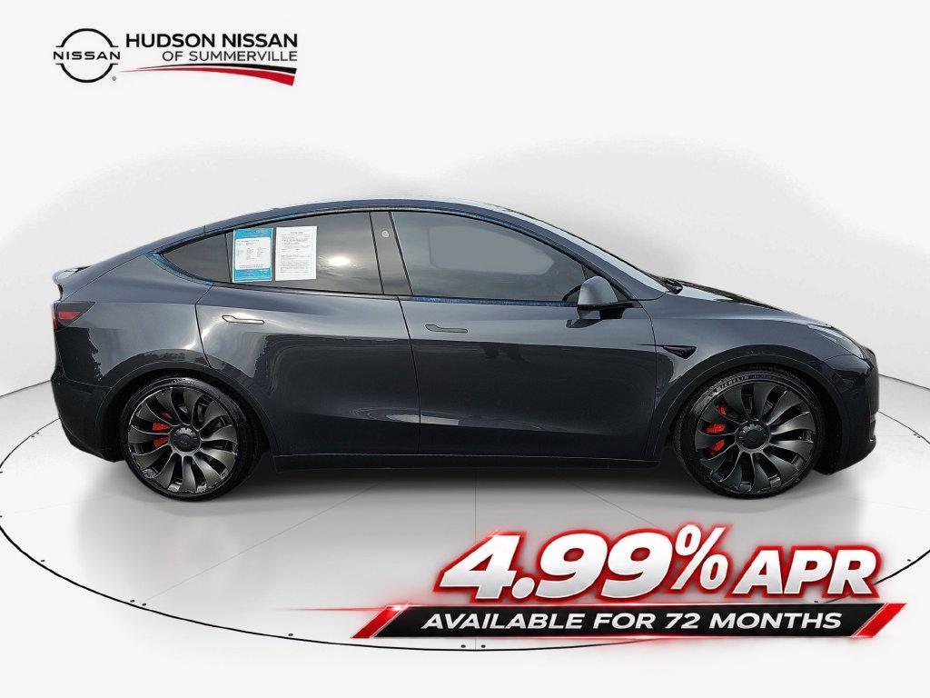 Tesla Model Y 2024