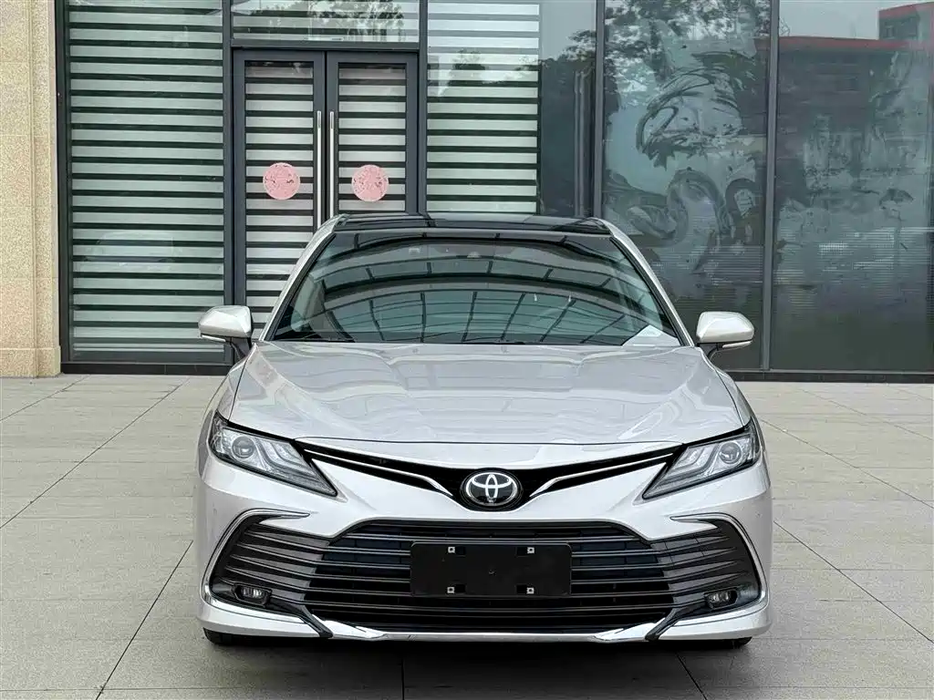 Toyota Camry 2024