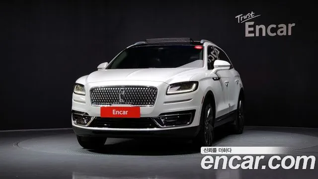 Lincoln Nautilus 2020