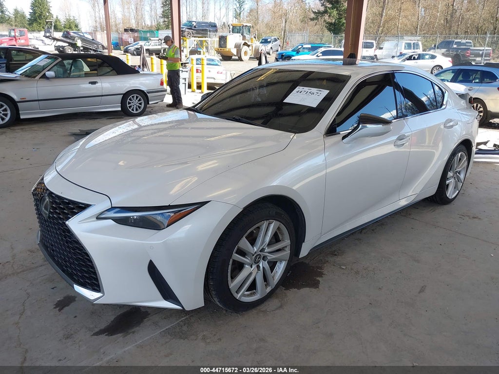 Lexus IS 300 2021