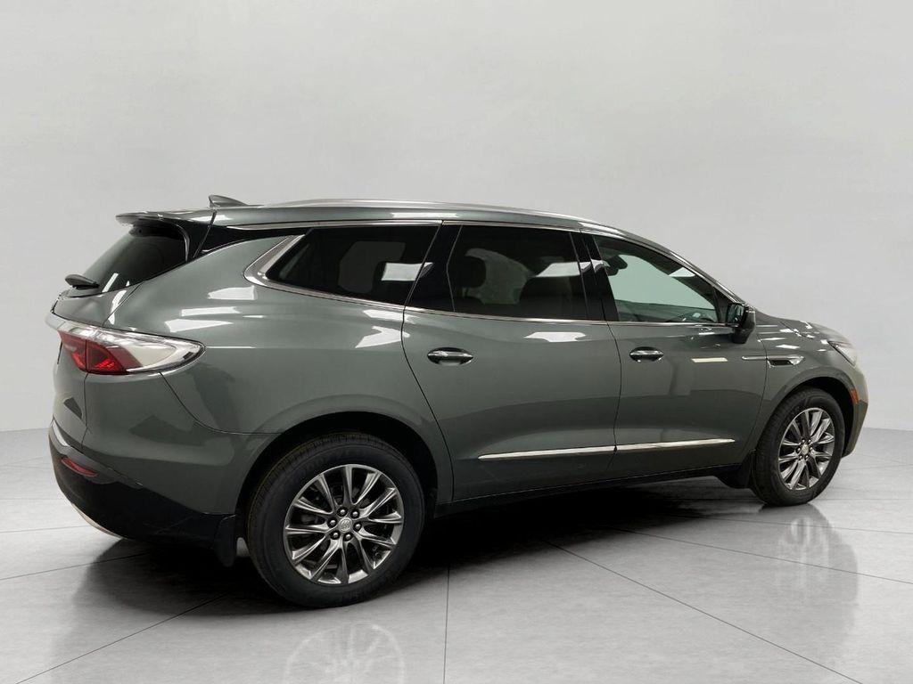 Buick Enclave 2023