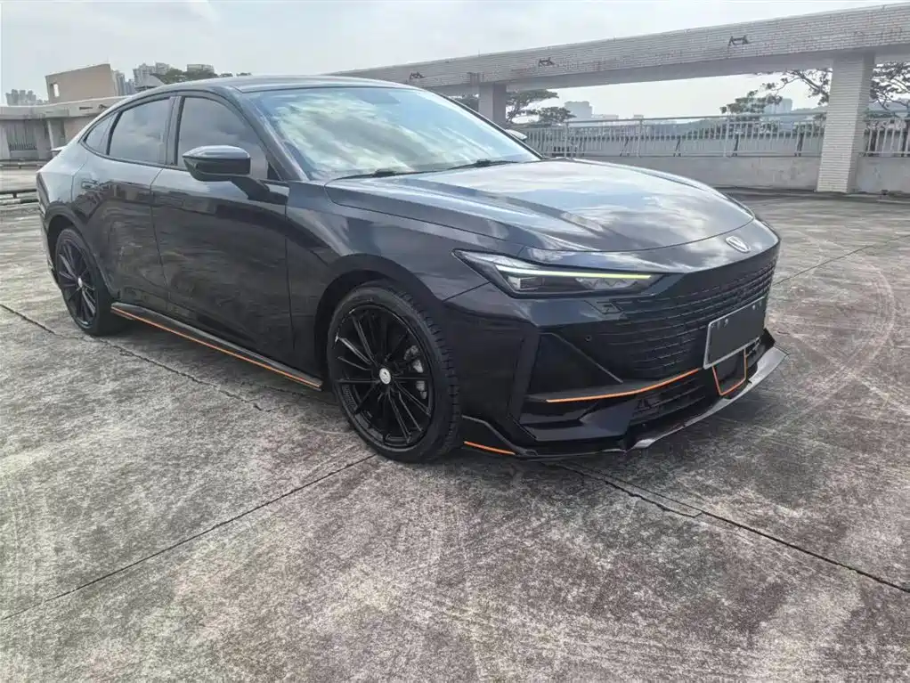 Changan UNI-V 2022