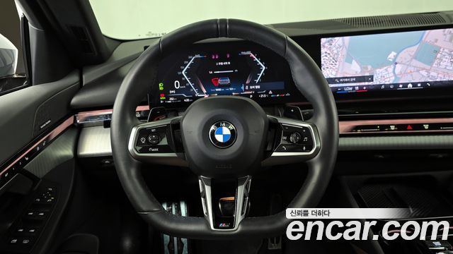 BMW 5 серии 2023